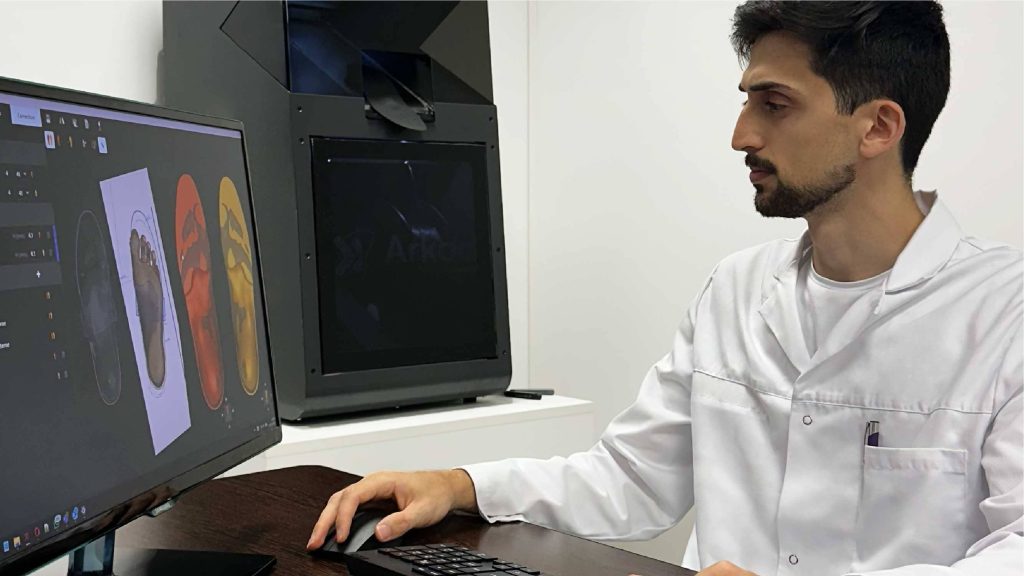 Image illustrative de l'article "[FALLSTUDIE] behandlung der Plantarfasziitis mit der vollständig integrierten Arkad-Podologie-Lösung"